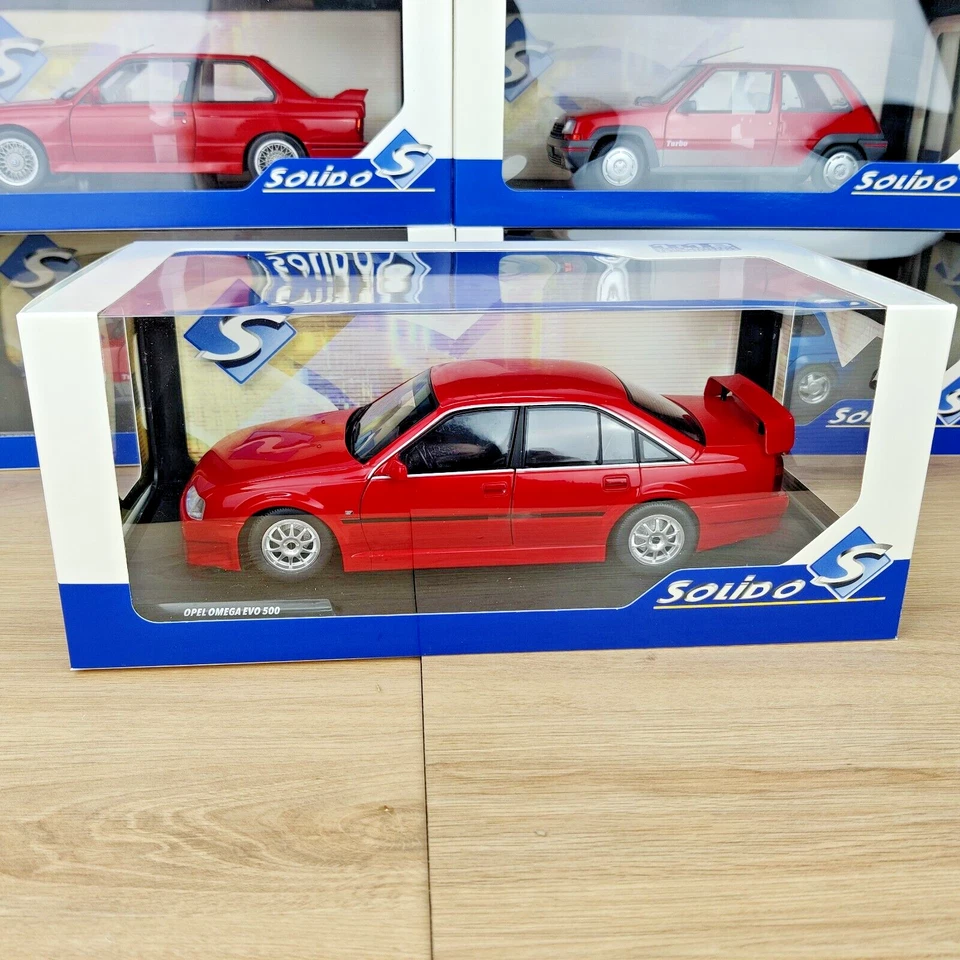 AUTO SOLIDA OPEL OMEGA EVO 500 MAGMAROT 1990 1:18 NUOVA SCATOLA S1809704 - Immagine 2 di 4