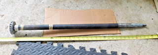 NEW REAR AXLE SHAFT FOR 1935 38 FORD PASSENGER CARS & COMMERCIAL TRUCKS 1936