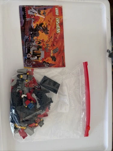 LEGO Castle: Fright Knights: Traitor Transport 6099 (1997) Vintage Rare.
