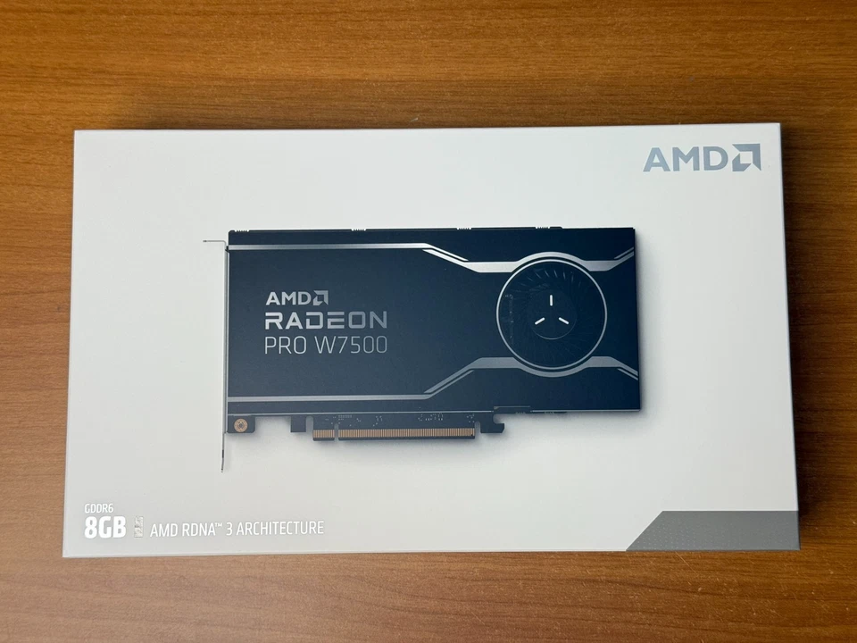 AMD Radeon PRO W7500 8GB GDDR6 Workstation Scheda Grafica RDNA3 GPU Professional - Immagine 3 di 4