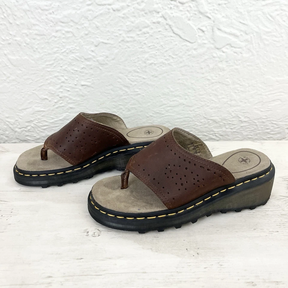 Sandalias de plataforma de cuero Dr. Martens chanclas Y2K años 90 marrón talla 6 Foto 2 de 4