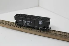 Athearn 5441 HO Scale 34' Hopper w/Coal Load B&O 233570 MW Kadee's Pre-owned
