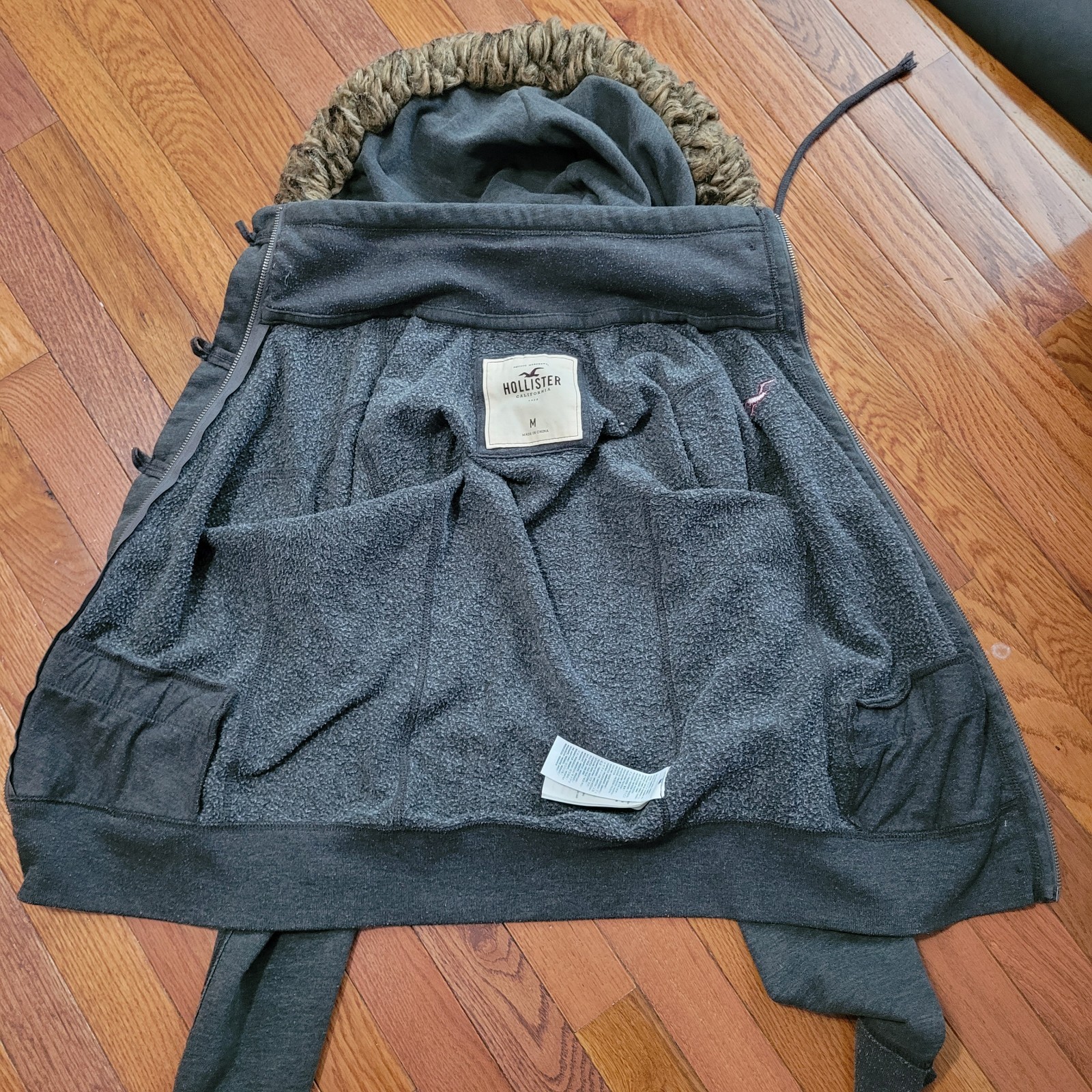 Y2K Rare Hollister Faux Fur Trim Hoodie Zip Button Gray Women’s Vintage image 3