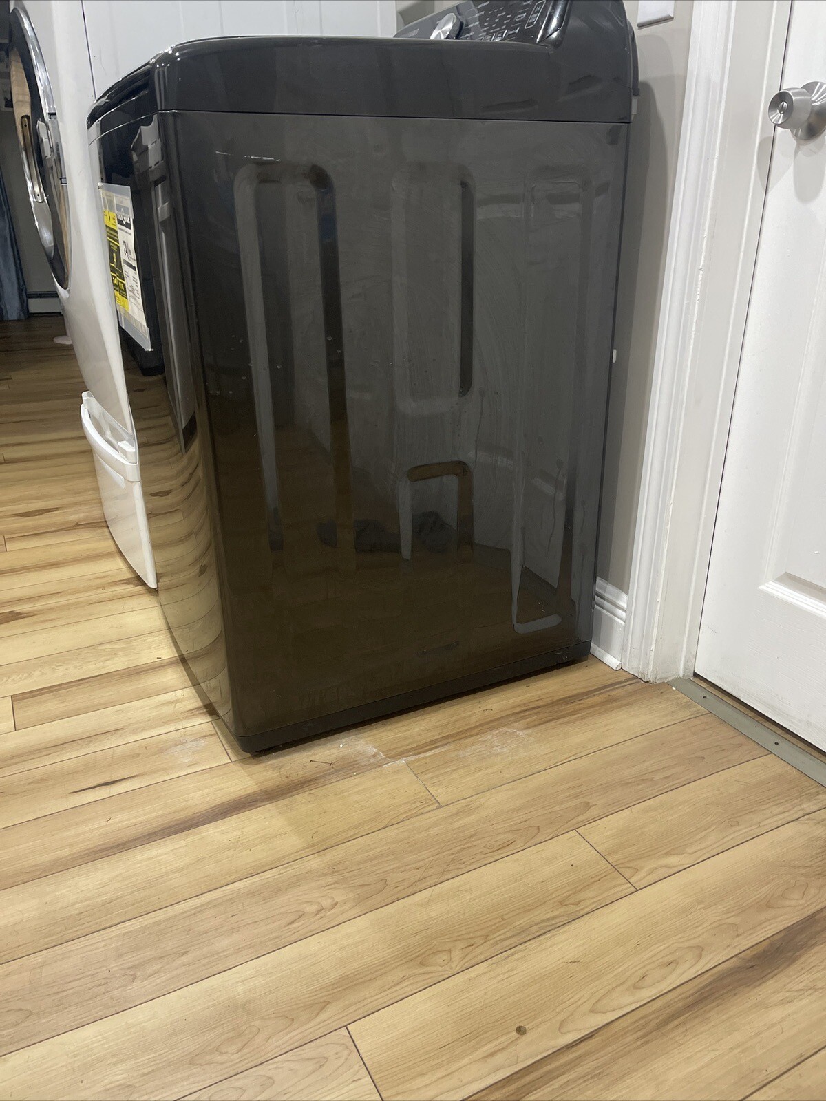 Samsung WA45T3400AV 27" Black Stainless Steel TopLoad Washer NOB