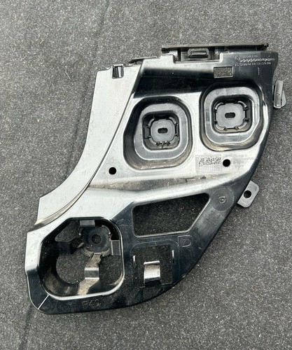 BMW 1ER F40 HINTEN RECHTS STOßSTANGENHALTERUNG 7461398