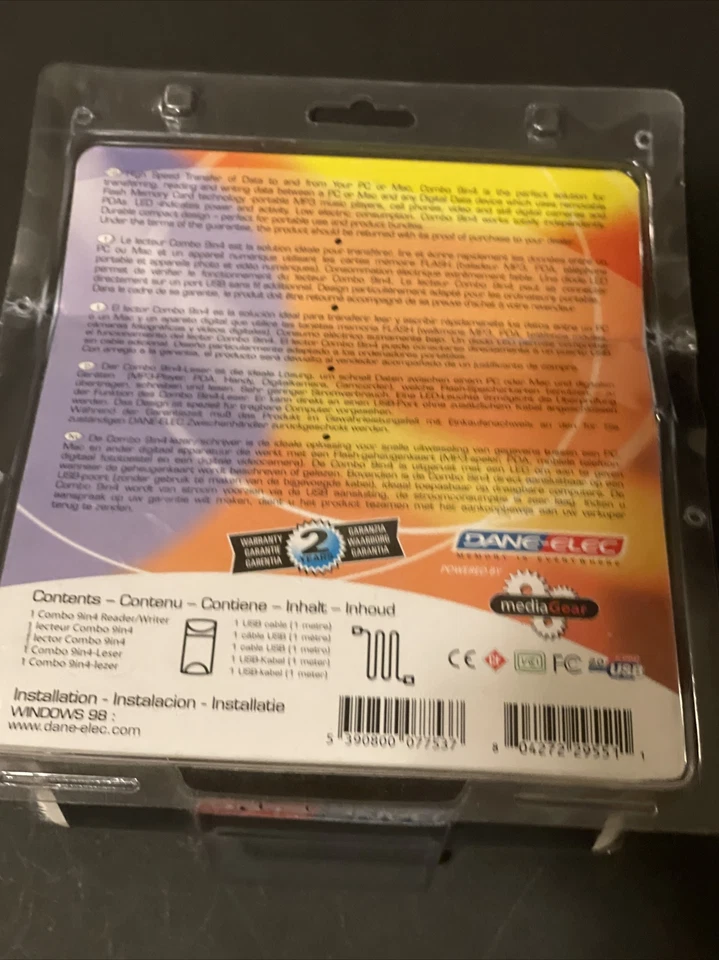 Dane-Elec Combo 9 in 4 Reader Writer USB 2.0 NEW - Image 2 of 2