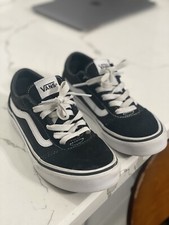 VANS Old Skool Shoe Black/White Youth Size 3