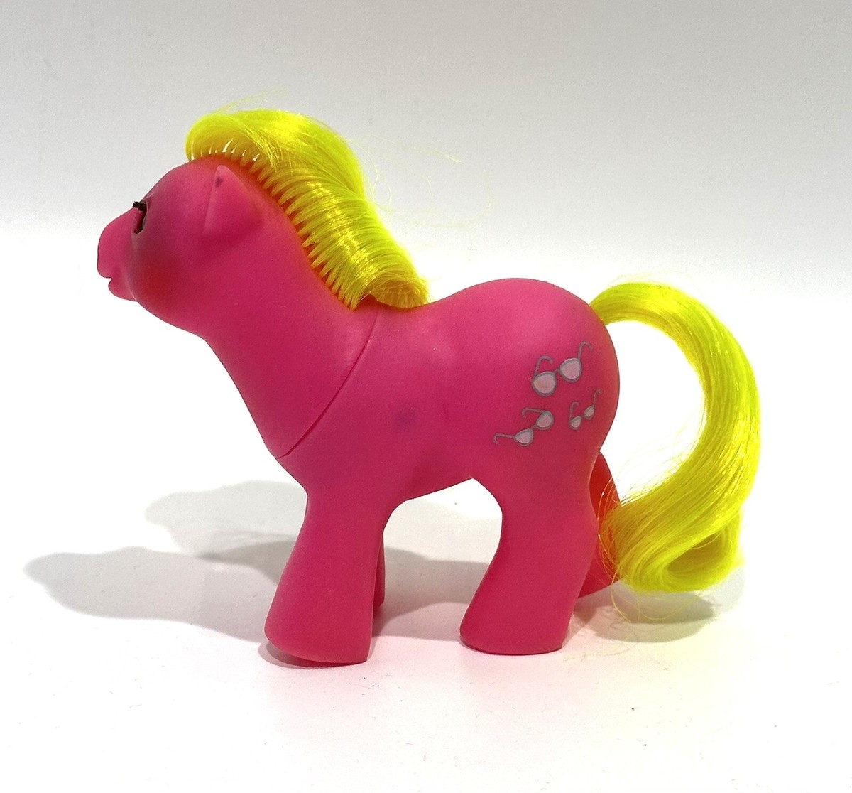 My Little Pony Beddy Bye Eyes Baby Shady Pink Yellow Sunglasses