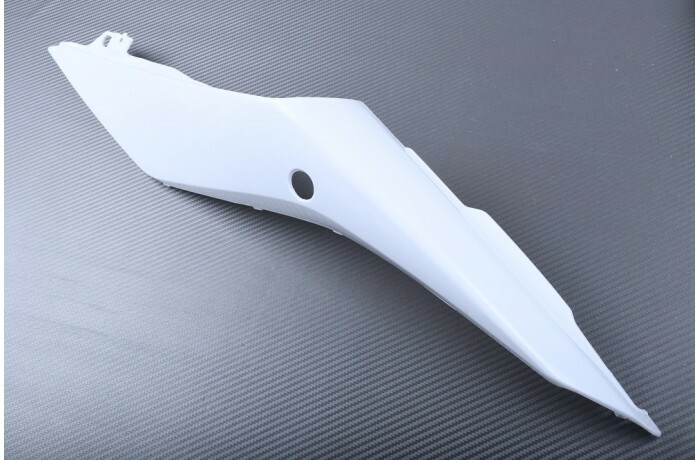 Flanc arrière gauche Yamaha YZF R3 pour remplacer un carénage cassé ou rayé