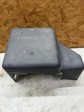 00-02 ESCALADE SILVERADO SIERRA AVALANCHE UNDER HOOD RELAY FUSE BOX TOP LID OEM