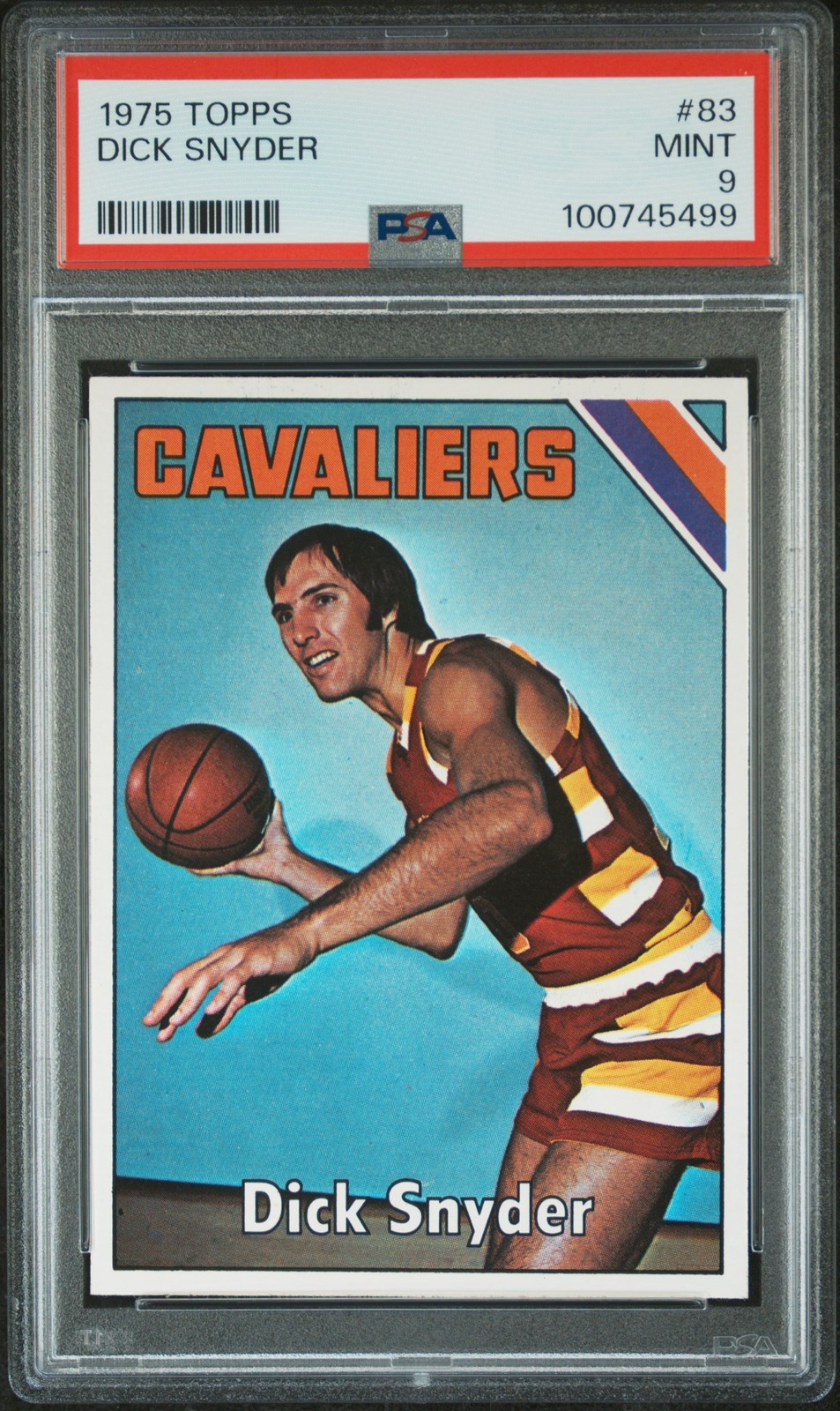 1975 TOPPS #83 DICK SNYDER PSA 9