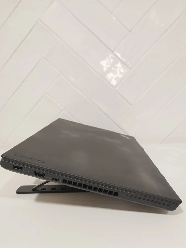 Lenovo ThinkPad T470 · i5-6200U · 8GB · 238GB, photo 3 sur 5