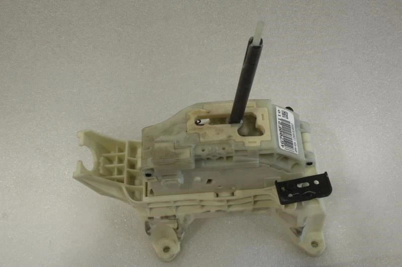 2017 2018 2019 HYUNDAI ELANTRA НАПОЛЬНЫЙ ПЕРЕКЛЮЧАТЕЛЬ ПЕРЕДАЧ 46700F2110 - Изображение 2 из 4