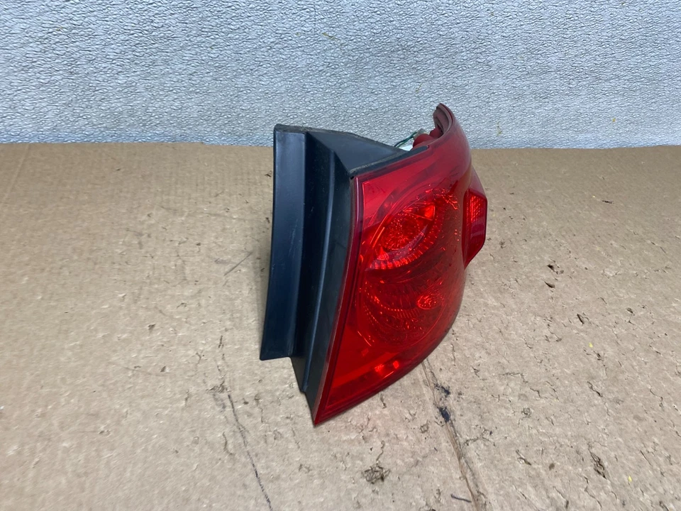 Luz trasera derecha Hyundai Santa Fe 2007 2008 2009 pasajero OEM V3577 DW Foto 3 de 4