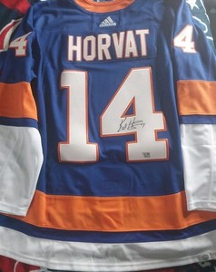 Fanatics Uw NHL Officially Licensed Jersey Autographed By Bo Horvat