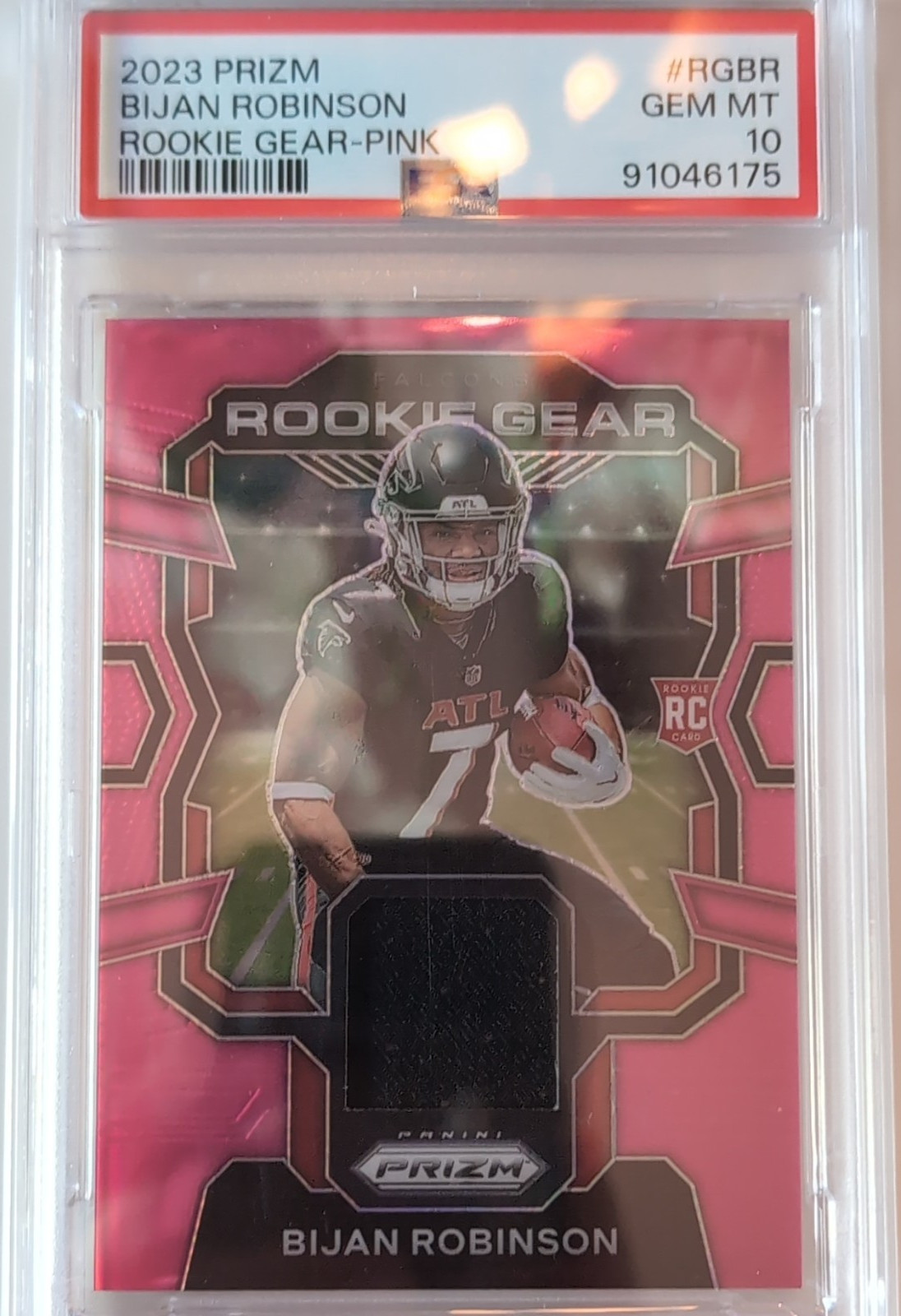 Bijan Robinson Panini Prizm Rookie Gear #RGBR Pink
