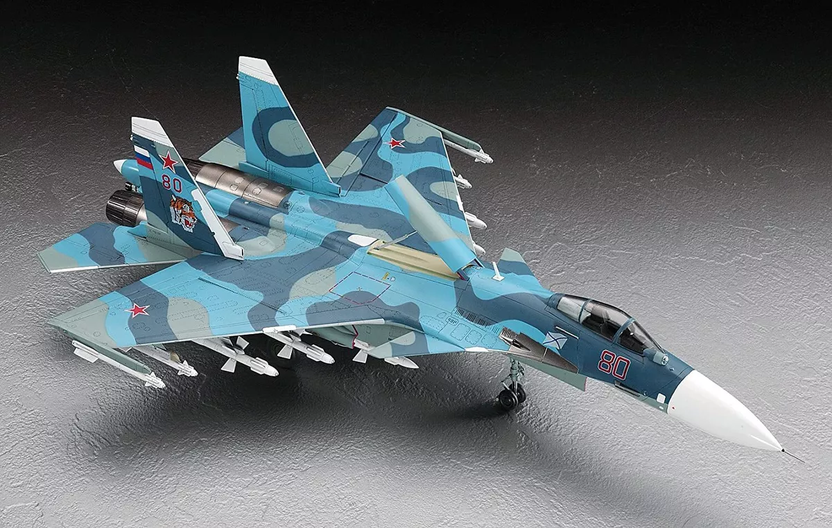  Hasegawa 1:72 Scale SU-33 Flanker D Model Kit : Arts