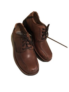 clarks men's oxfords