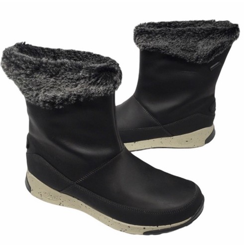 Winter Boots Size 