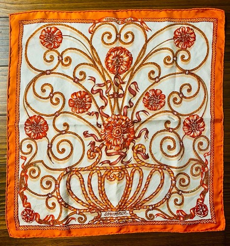 Hermes Carre 45 Jouvence Petit Carre Silk Scarf Floral Excellent