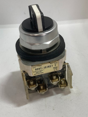ALLEN BRADLEY 800T-J91KE7B SELECTOR SWITCH 3 POS 2NO/2NC SPRING RET SERIES T