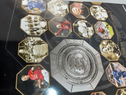 CUP FINAL programmes x 3 - Carling Cup 2010, FA Cup 2005 & Community Shield 2008 - Picture 14 of 15