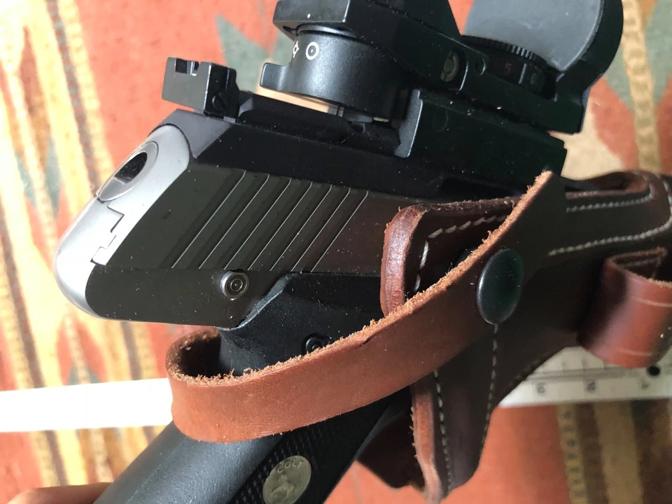 Ruger Mark III IV 22Auto con mira de punto rojo Funda de cuero Mag Pouch MK EE. UU. Foto 3 de 4