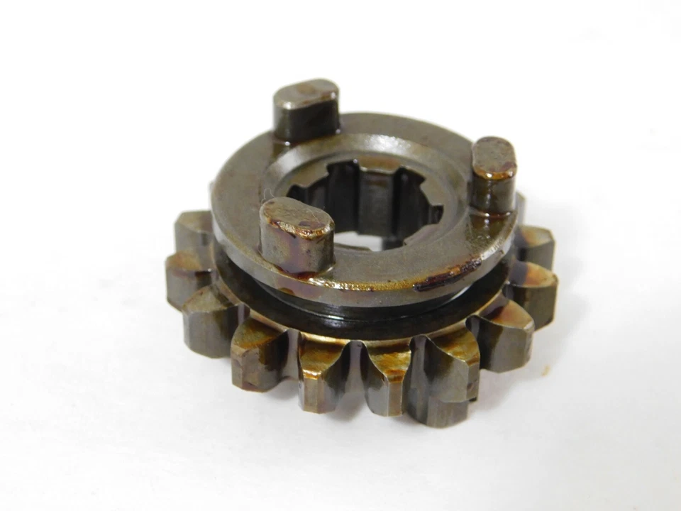 1 Nuevo de Lote Antiguo Kawasaki KD125 KE125 Transmisión Eje de Salida Engranaje Superior OEM 13137-043 NUEVO Foto 3 de 3