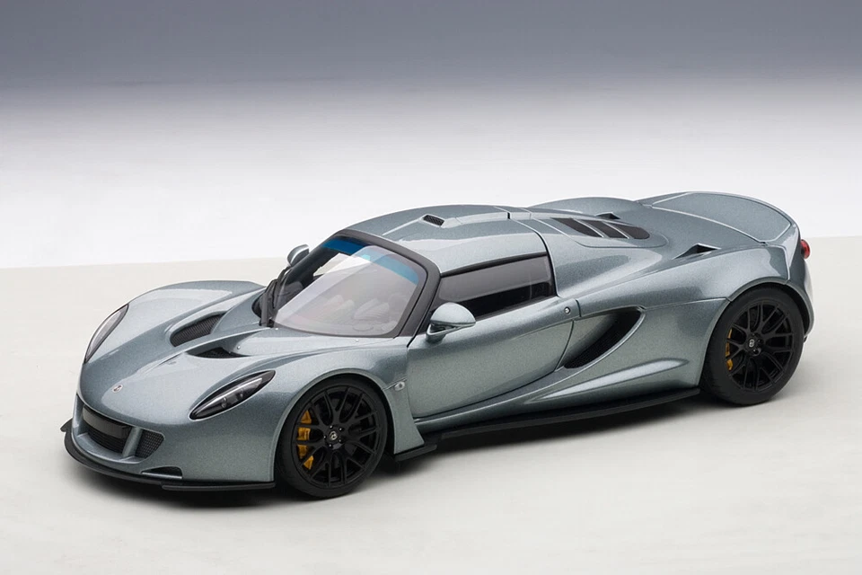 HENNESSEY VENOM GT GRIGIO ARGENTO AUTOART 75402 1/18 COUPE 2012 SILBER - Immagine 2 di 2