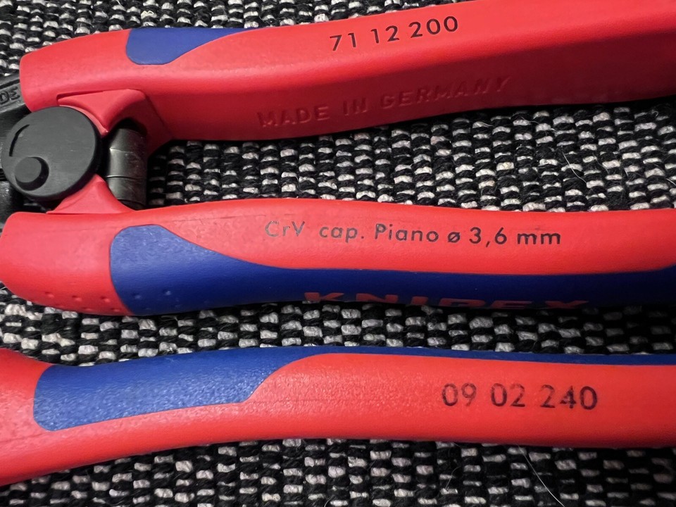 Knipex 0902240 Monteurzange New England Style Mit Mehrkomponentengriffen – Robust & Griffsicher
