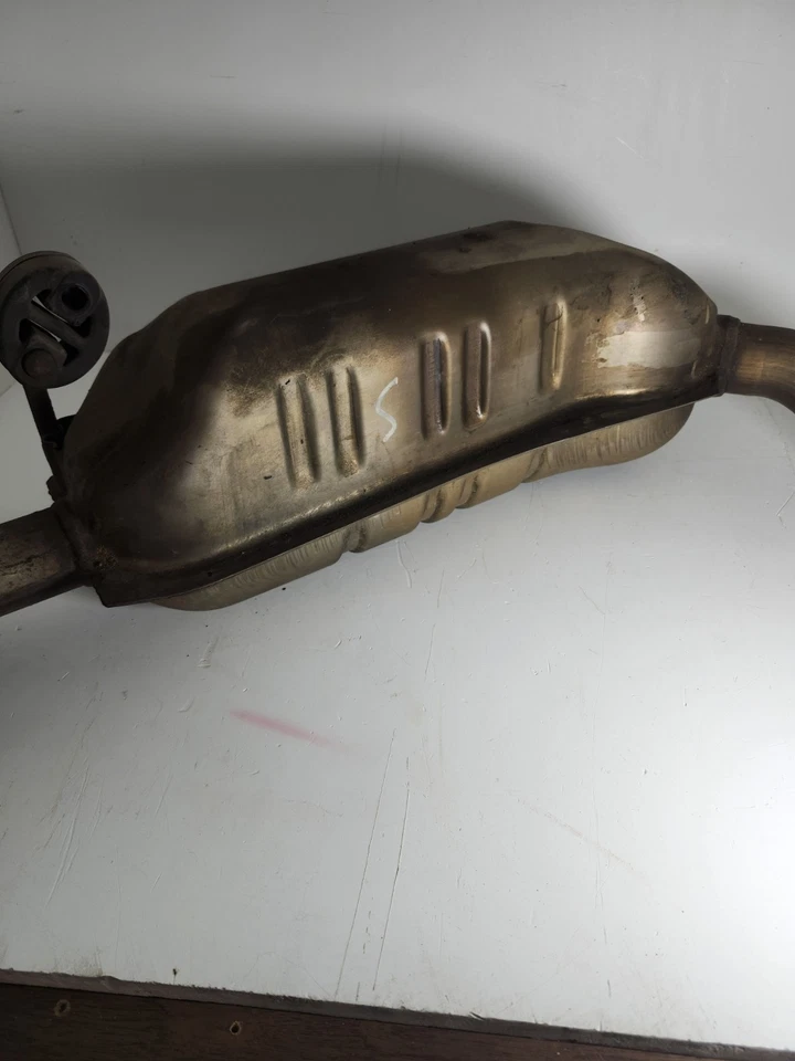 03-08 Silenciador trasero conductor Mazda 6 2.3 Foto 3 de 4