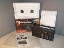 UNIDEN World Band Radio Communications Receiver CR-2021 w Original Box  Manual