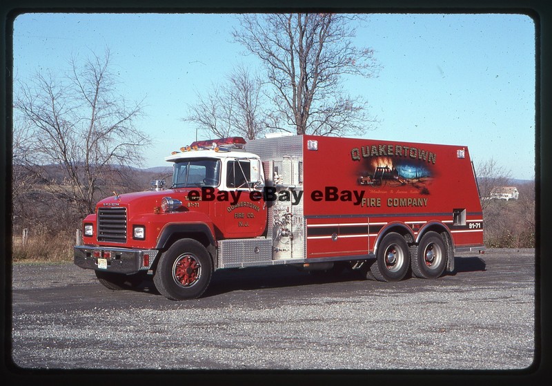 Quakertown, NJ Tanker 91-71 1992 Mack/Saulsbury Fire Apparatus Slide