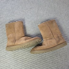 UGG Classic Short II Boots Womens 11 Chestnut Suede Sheepskin Lining
