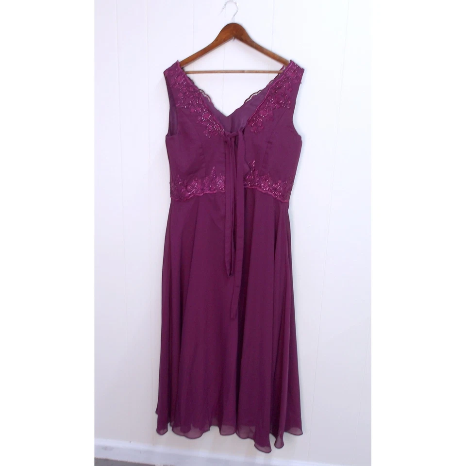 Elegant Purple Chiffon Dress with Lace Trim & Jacket Evening Wear Sz 18W / #8200 - Image 3 of 4