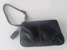 Vintage Coach Black Leather Wristlet Pouch Purse Zip Strap Contrast Stitching