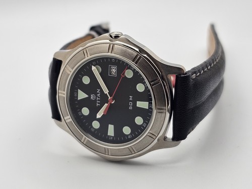 RELOJ TITAN 50M PARA HOMBRE CUARZO ANALÓGICO FECHA ACERO INOXIDABLE CORREA DE CUERO NEGRO🔥COMO NUEVO - Imagen 9 de 19