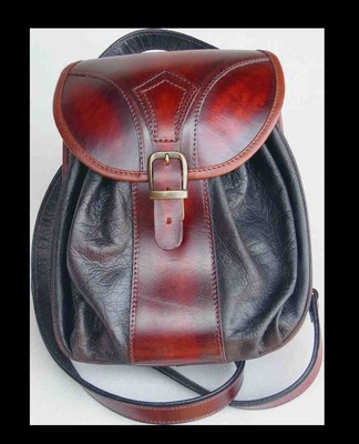 1A SATTLERQUALITÄT LEDER Ledertasche NEU Rucksack  DER HINGUCKER  Originell TOP*