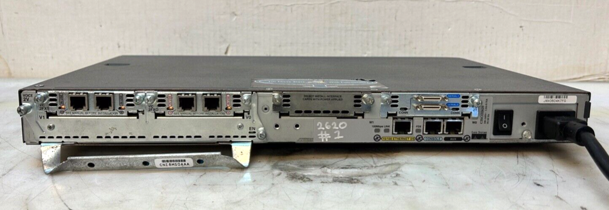 Genuine Cisco 2600 Series Network Switch Router T0290 | eBay Genuine Cisco 2600 Series Network Switch Router T0290 | eBay