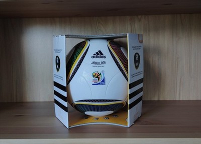 Official Match ball Jabulani E42040 von Adidas NEU mit Originalverpackung BOX