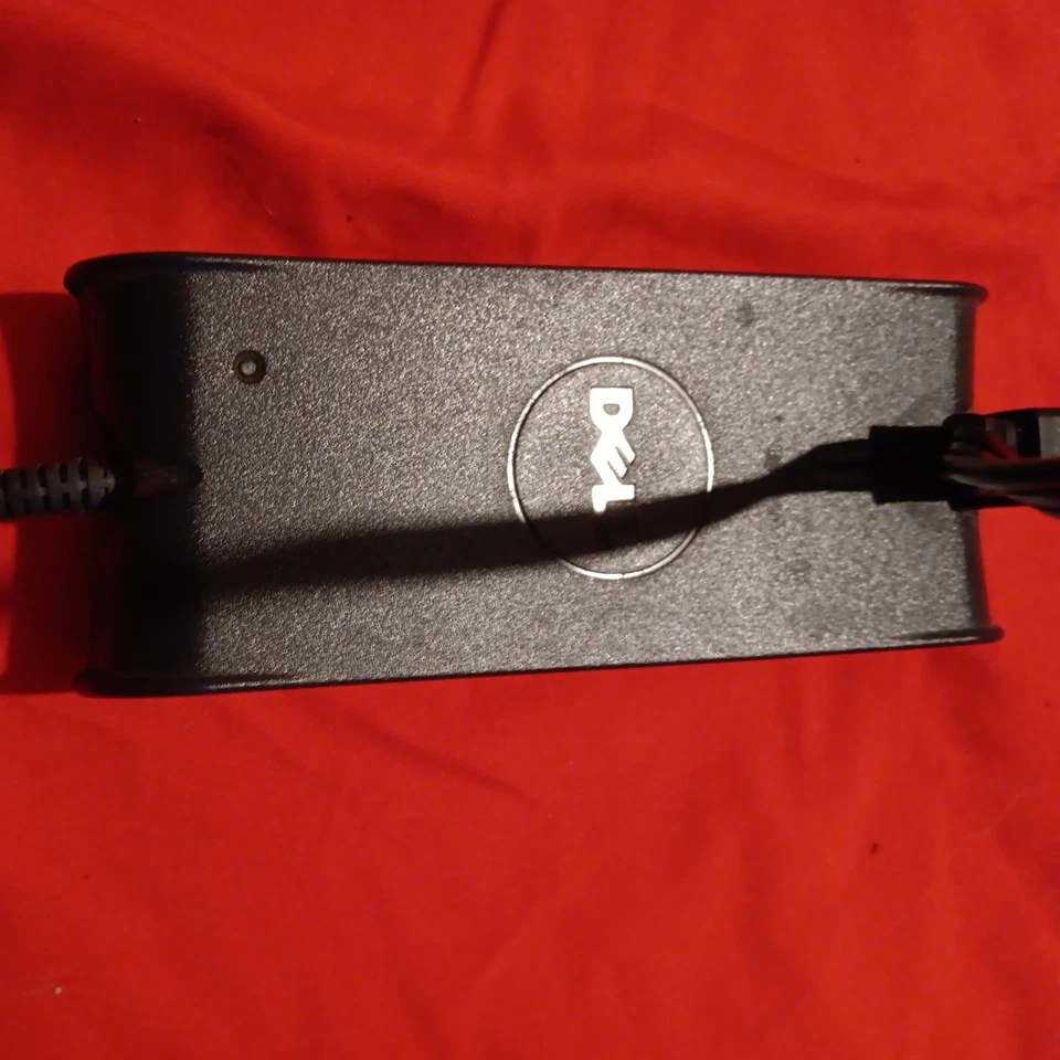 Genuine OEM Original Dell model: ADP-90AH black 9.5V 4.62A Laptop Power Adapter - Image 3 of 4