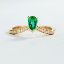 1.50Ct Pear Cut Green Emerald Lab Created Engagement Ring 14k Yellow Gold Plated
