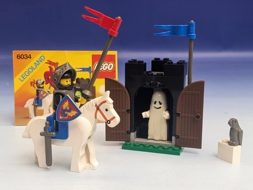 LEGO Knights 6034 Shining Castle Ghost Castle Black Monarch's Ghost + BA