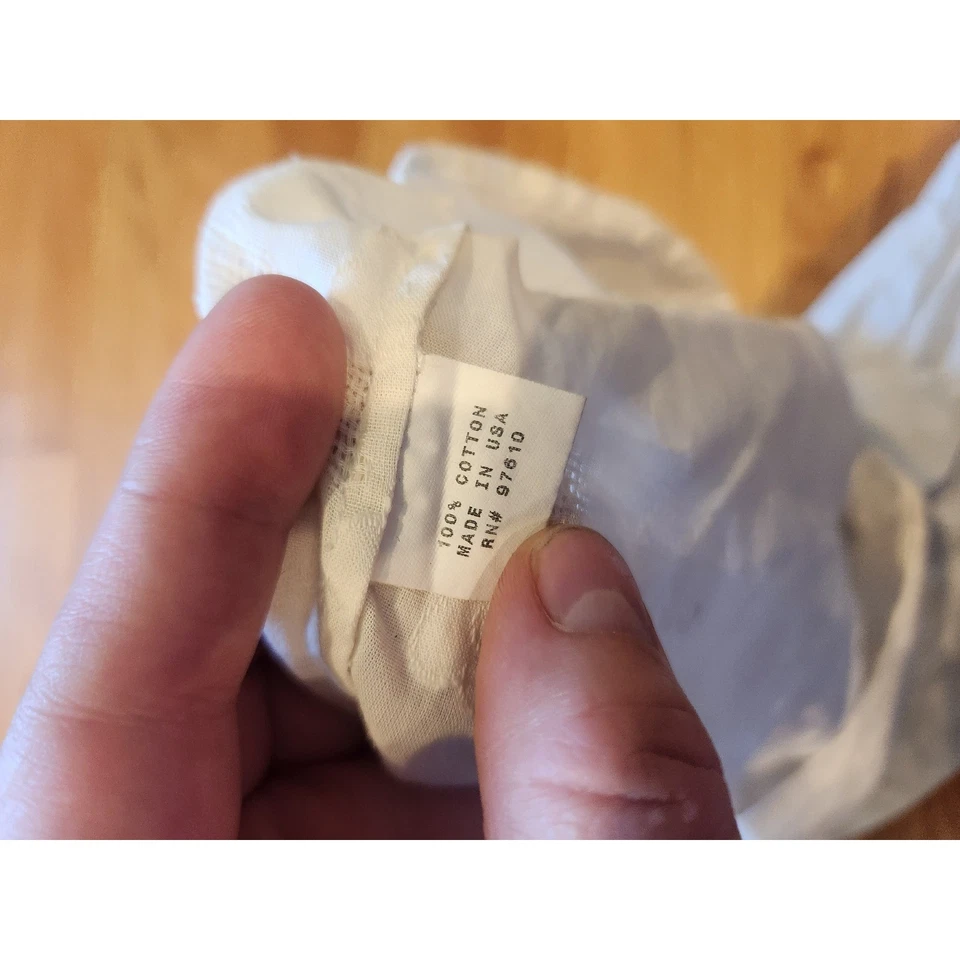 Blusa Blanca Texturizada Floral Manga Larga Informal Camisa Abotonada leggiadro Foto 3 de 3