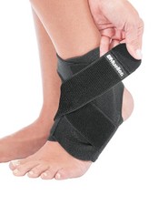 Mueller Adjustable Ankle Stabilizer, Black, OSFM, W: 4 - 14/M: 3 - 13