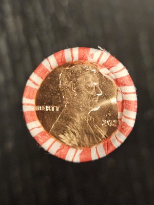 2023-P Lincoln Cent Roll -  Possible Extra ''V''! - Sealed OBW Roll!