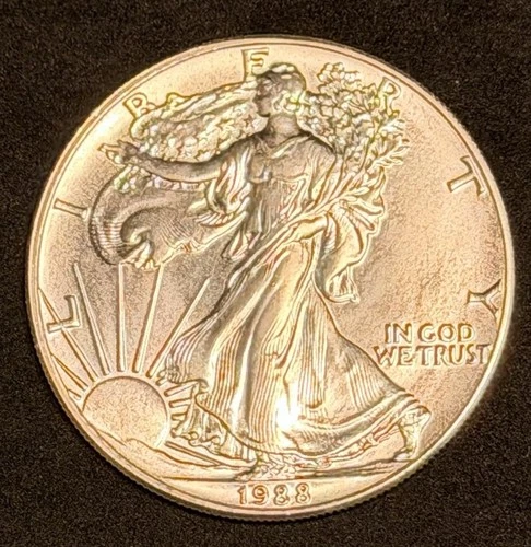 1988 American Silver Eagle 1 Oz .999 Fine Coin, No Reserve #949