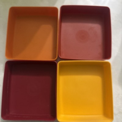 Tupperware Square-A-Way Harvest Sandwich Keepers (4) #670 Clear Lids (4) #671