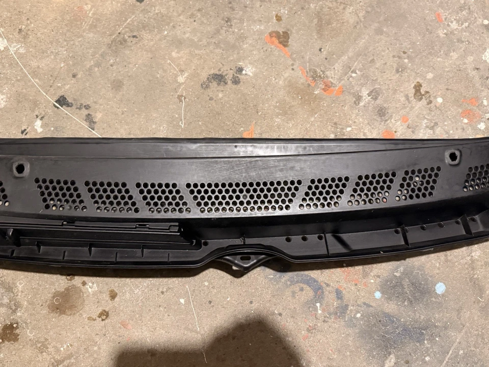 Honda Civic 2006-2011 Black Cawl For A Coupe Plastic OEM Replacement 8th Gen - Image 3 of 4