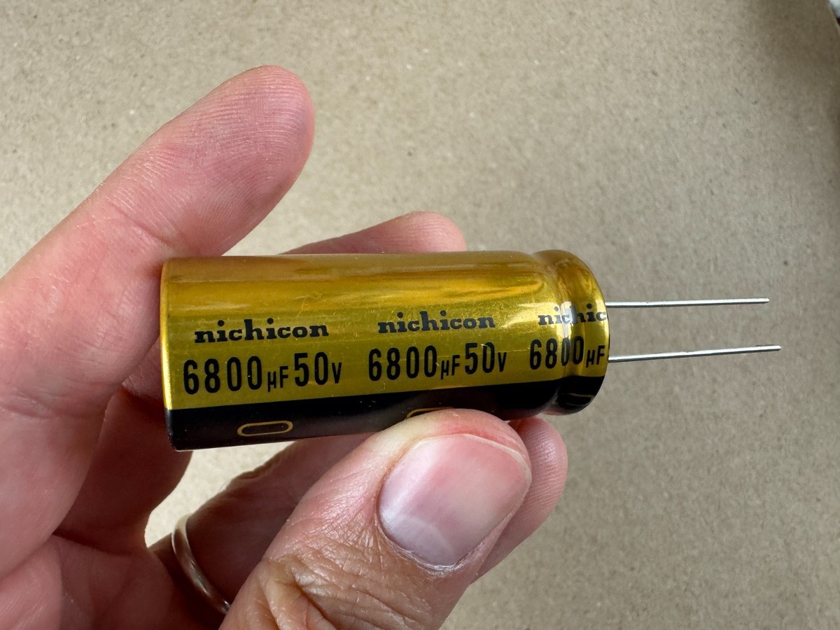 Capacitor Poliéster Metalizado 22nF (22K) 630V - 223J Capacitor Poliéster Metalizado 22nF (22K) 630V - 223J
